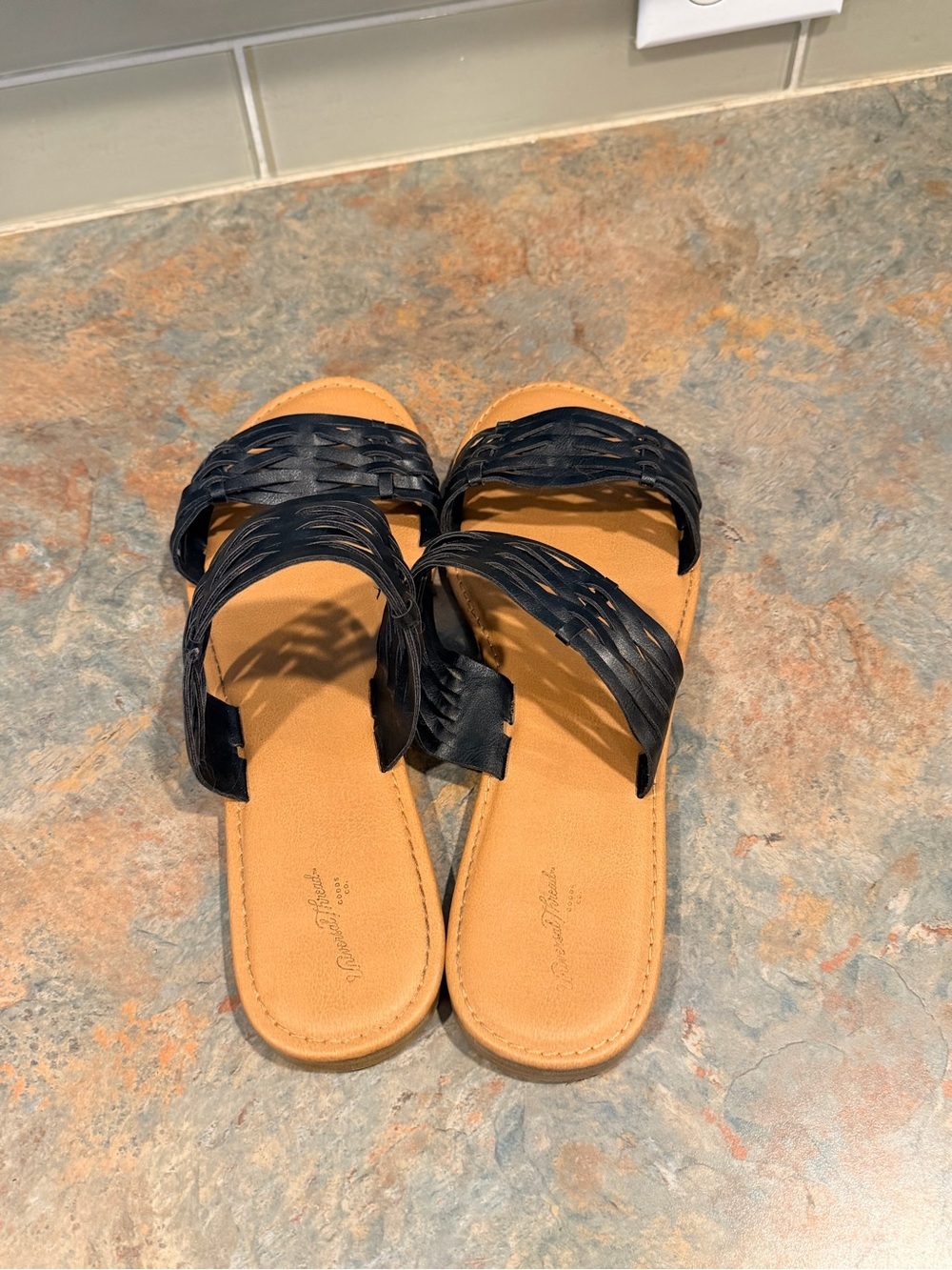 Universal Thread Women’s Size 11 EUC - Picture 2 of 4